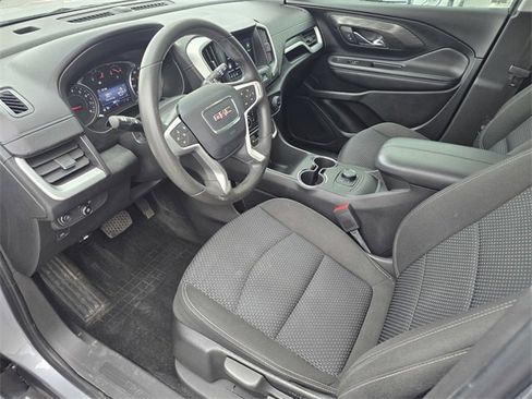 Used 2023 GMC Terrain SLE image 20