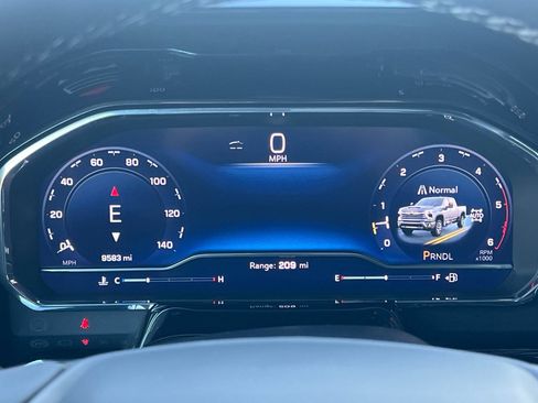 Used 2025 Chevrolet Silverado 2500 High Country w/ High Country Premium Package image 23