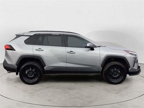 Used 2024 Toyota RAV4 XLE image 6