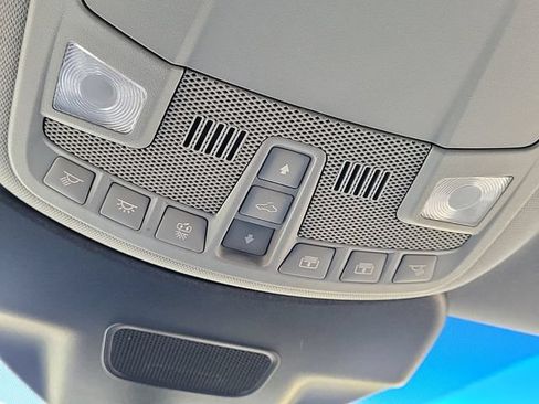 Used 2019 Lincoln Nautilus Reserve FWD image 24