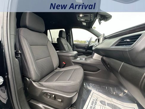 Used 2023 Chevrolet Tahoe LS image 4