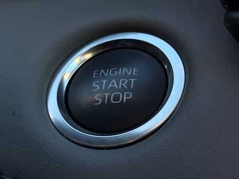 Used 2024 Toyota Highlander LE image 36