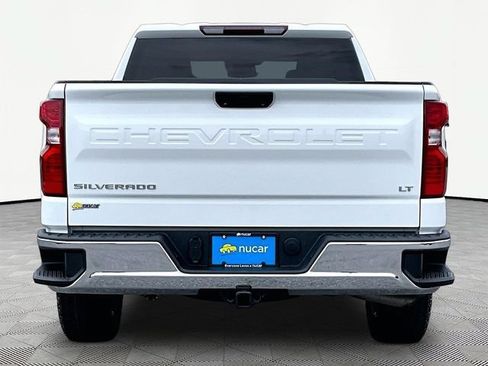 Used 2022 Chevrolet Silverado 1500 LT AWD/4WD image 5