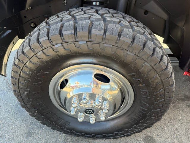 Used 2018 RAM 3500 Tradesman w/ Chrome Appearance Group AWD/4WD image 64