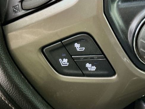 Used 2017 Chevrolet Silverado 2500 High Country w/ Duramax Plus Package image 28