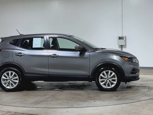 Used 2021 Nissan Rogue Sport S AWD/4WD image 2