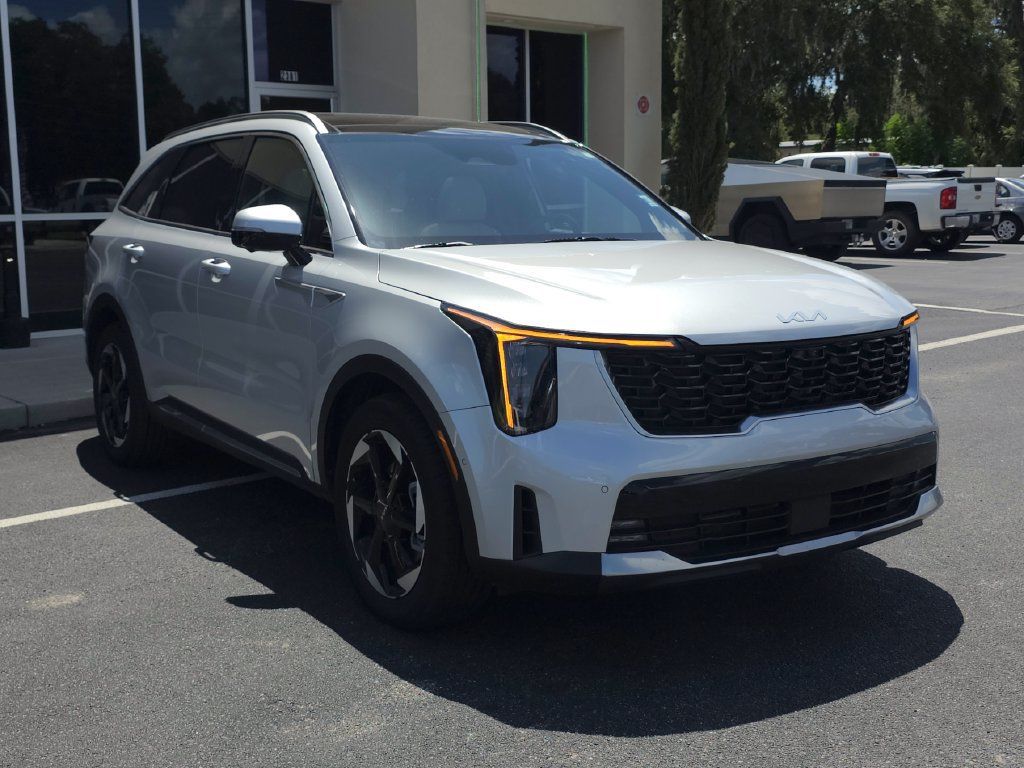 Used 2025 Kia Sorento SX Prestige AWD/4WD image 3