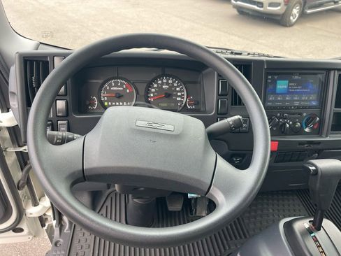 Used 2024 Chevrolet Low Cab Forward image 11