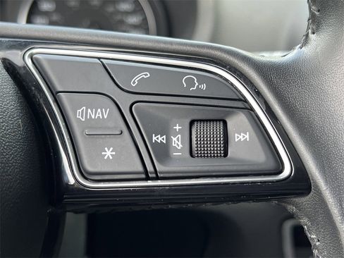 Used 2018 Audi A3 e-tron Premium Plus w/ Premium Plus Package image 20