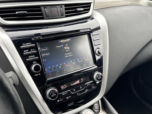 Used 2018 Nissan Murano SL w/ Moonroof Package image 24