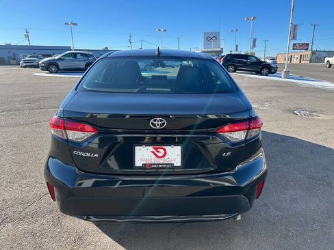 Used 2020 Toyota Corolla LE image 6