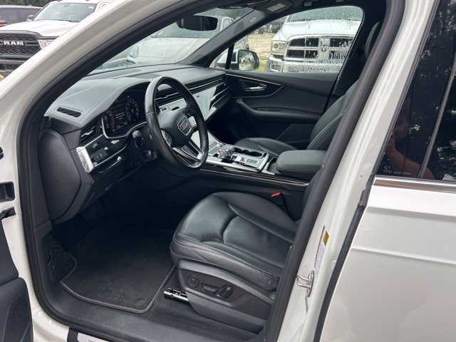 Used 2025 Audi Q7 3.0T Premium Plus AWD/4WD image 5
