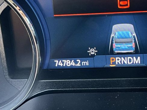 Used 2022 Ford Expedition XLT RWD image 9
