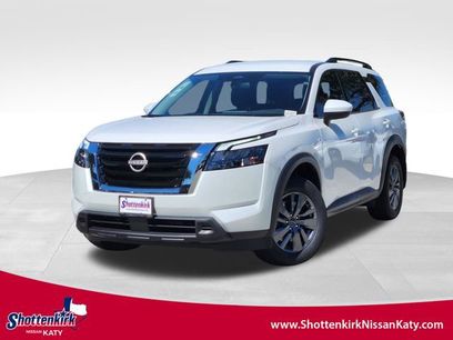 New 2025 Nissan Pathfinder SV w/ Cargo Package