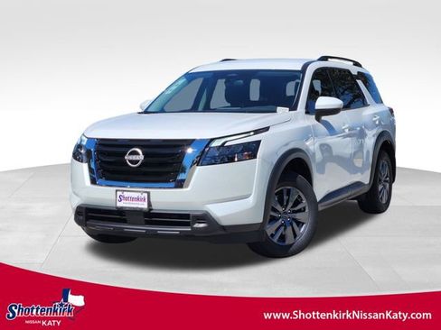 New 2025 Nissan Pathfinder SV w/ Cargo Package image 1
