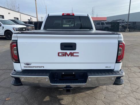 Used 2018 GMC Sierra 1500 SLT image 10