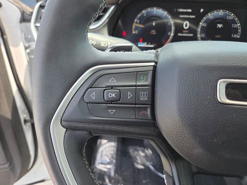 Certified 2023 Jeep Grand Cherokee Altitude RWD image 27