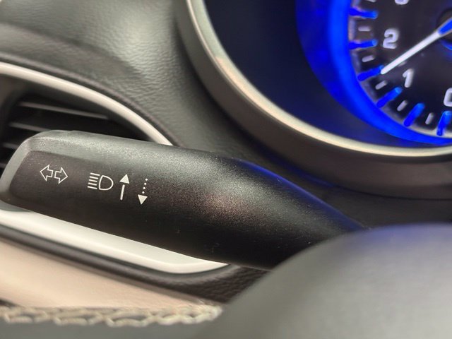 Used 2022 Chrysler Pacifica Touring-L FWD image 26