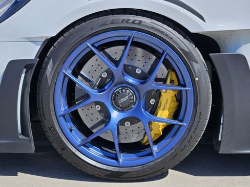 Certified 2025 Porsche 911 GT3 RS image 14