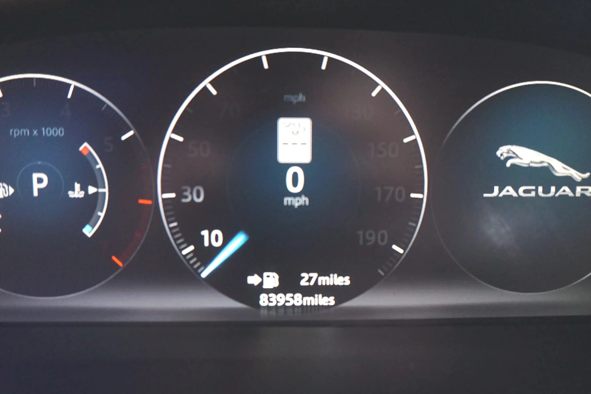 Used 2016 Jaguar XJ R-Sport RWD image 36