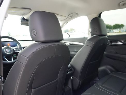 Used 2025 Buick Envision Preferred image 30