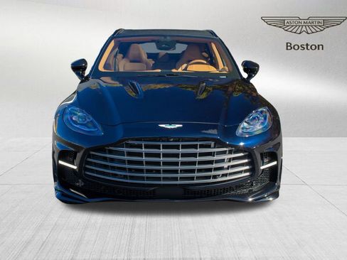 Used 2025 Aston Martin DBX 707 image 6