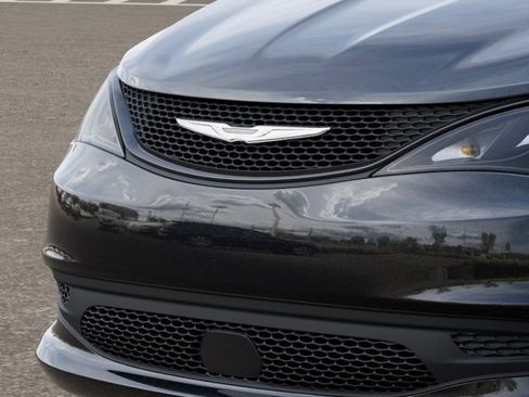 New 2026 Chrysler Voyager LX FWD image 11