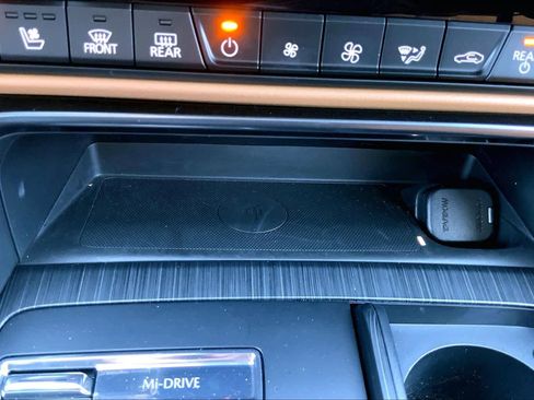 Used 2025 MAZDA CX-70 3.3 Turbo S w/ Premium Plus image 34