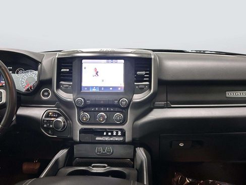 Used 2024 RAM 1500 Big Horn AWD/4WD image 17