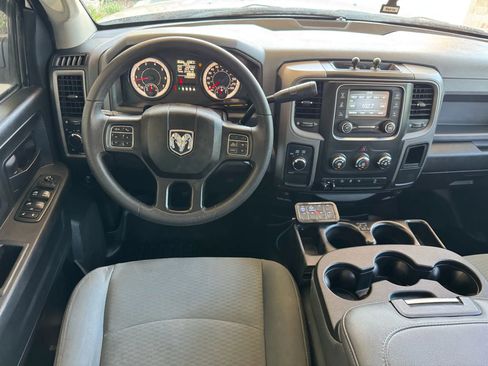 Used 2018 RAM 2500 Tradesman w/ Chrome Appearance Group image 23