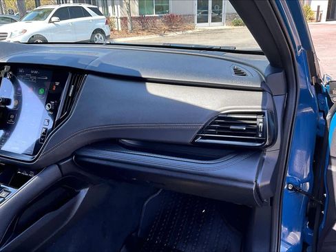 Used 2024 Subaru Outback Wilderness image 19