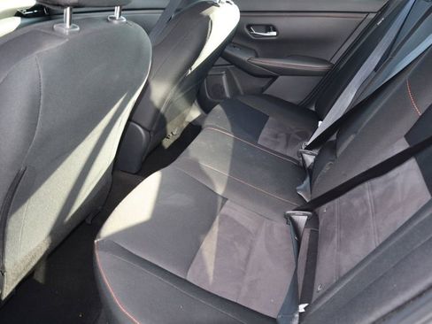 Certified 2025 Nissan Sentra SR image 19