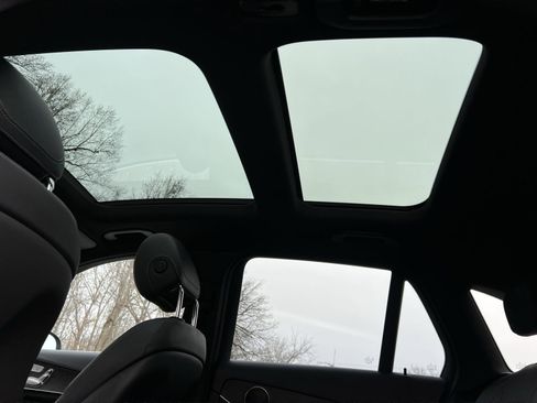 Used 2021 Mercedes-Benz GLC 300 4MATIC image 21