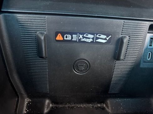 New 2025 GMC Hummer EV 2X w/ LPO, Sport Package image 18