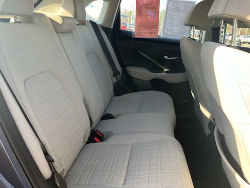 Certified 2023 Honda HR-V LX image 29