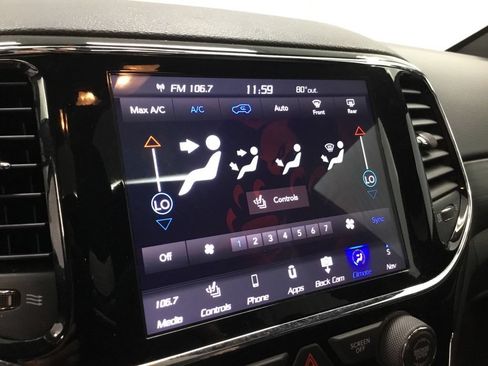 Used 2020 Jeep Grand Cherokee Altitude AWD/4WD image 24