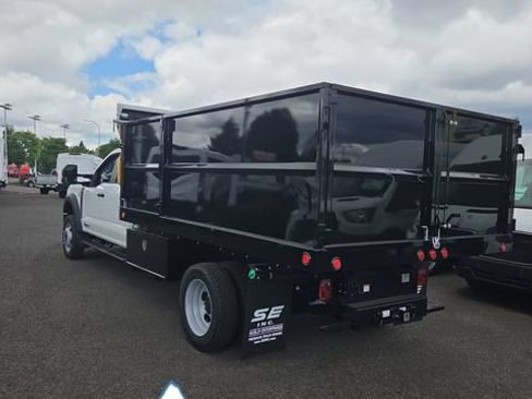 New 2026 Ford F550 4x4 Crew Cab image 8