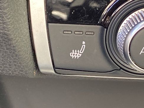 Used 2022 Audi Q3 2.0T Premium image 11