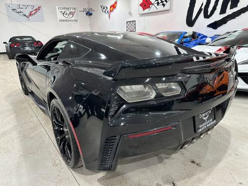 Used 2017 Chevrolet Corvette Z06 image 3