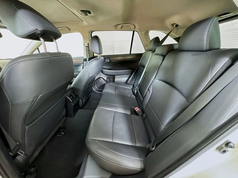 Used 2016 Subaru Outback 2.5i Limited image 29