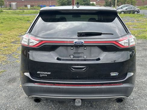 Used 2018 Ford Edge SEL w/ Equipment Group 201A AWD/4WD image 7