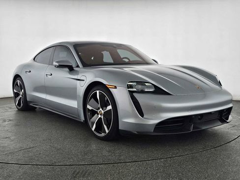 Used 2021 Porsche Taycan Turbo S image 7