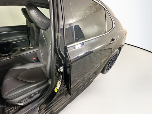 Used 2024 Toyota Camry XSE FWD image 12