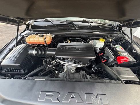 Used 2021 RAM 1500 Big Horn RWD image 38