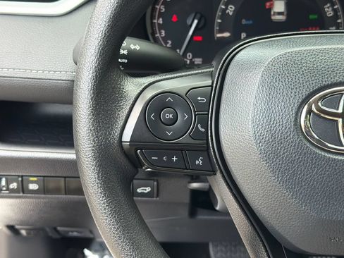 Used 2025 Toyota RAV4 XLE w/ Convenience Package AWD/4WD image 26