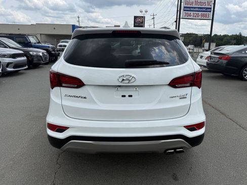 Used 2017 Hyundai Santa Fe Sport FWD image 5