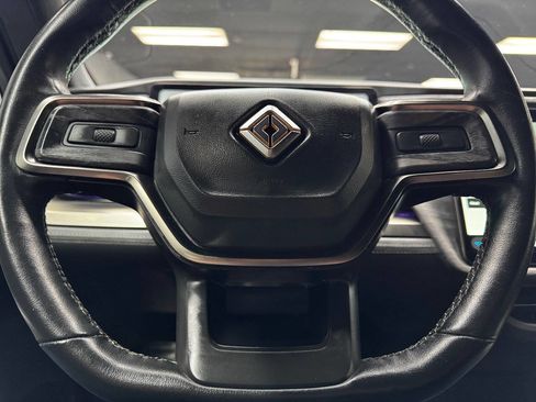 Used 2022 Rivian R1T Launch Edition image 21