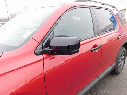 New 2025 Honda Pilot TrailSport image 11