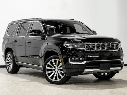 Used 2022 Jeep Grand Wagoneer Series II w/ Convenience Group III AWD/4WD image 4