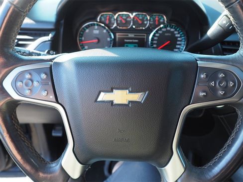 Used 2017 Chevrolet Suburban Premier image 27